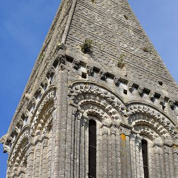 Église Saint-Loup de Saint-Loup-Hors